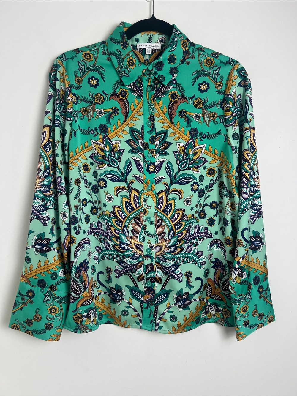 Maison d'Amelie Small Green Bold Vibrant Paisley Print Satin Silky Blouse Top